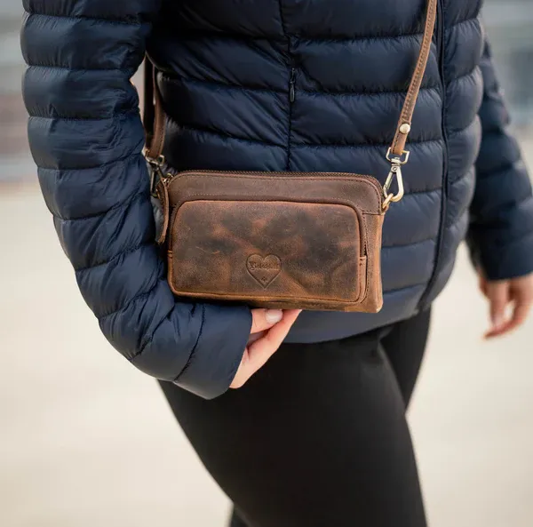 Borsetta tracolla  € 69,00