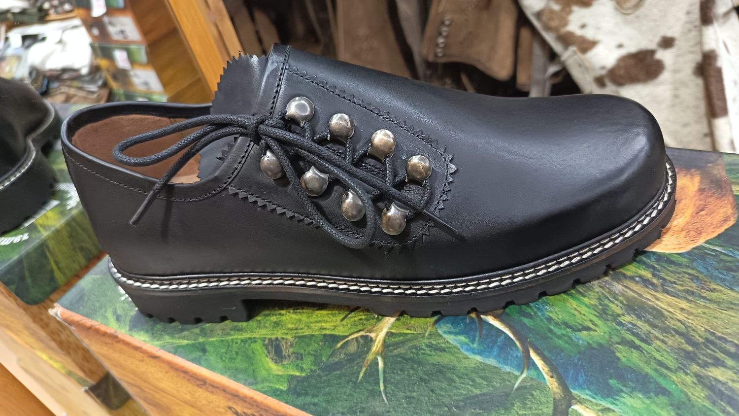 Haferl Garmisch black  € 99,00