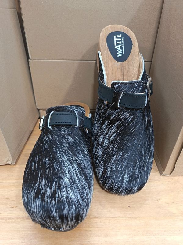 Clocks Hafling 45€ 199,00