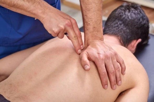 Détoxifier votre corps grâce à l'accupressure