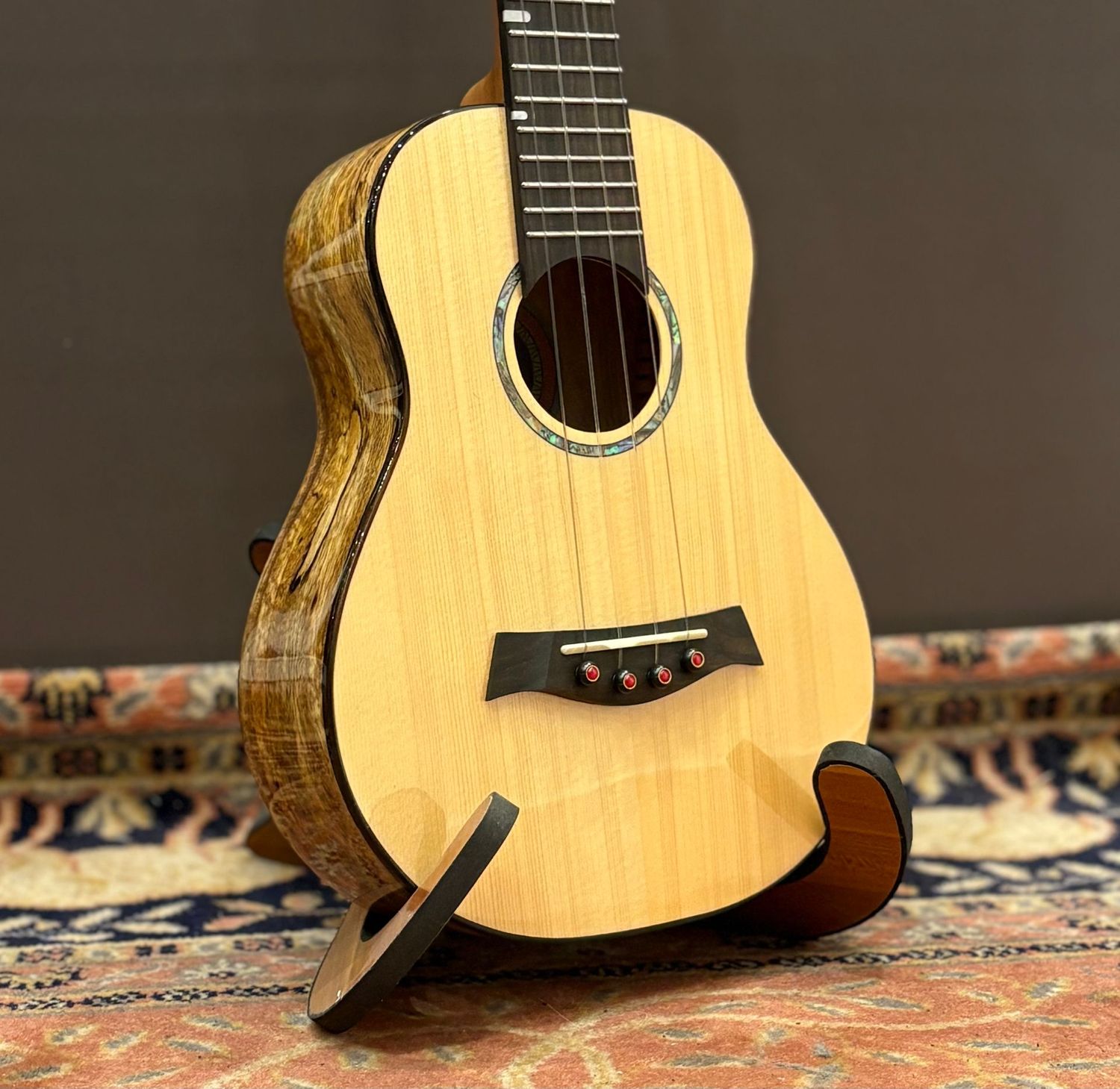 Flight Carabao All Solid Spruce/Mango Tenor Ukulele
