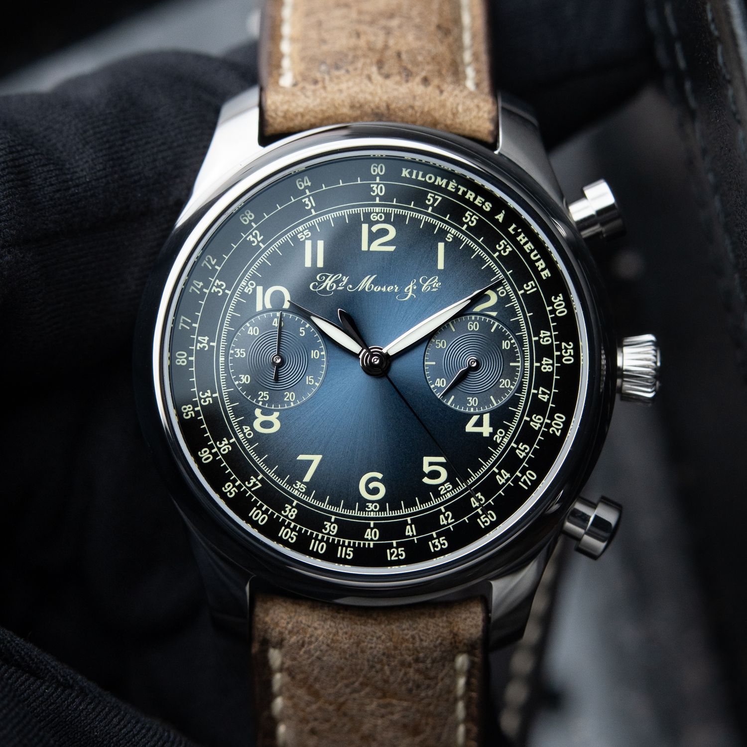 H.Moser & Cie. X Massena Lab Endeavour Chronograph Compax UNWORN Limited Edition H.Moser & Cie. X Massena Lab Endeavour Chronograph Compax UNWORN Limited Edition