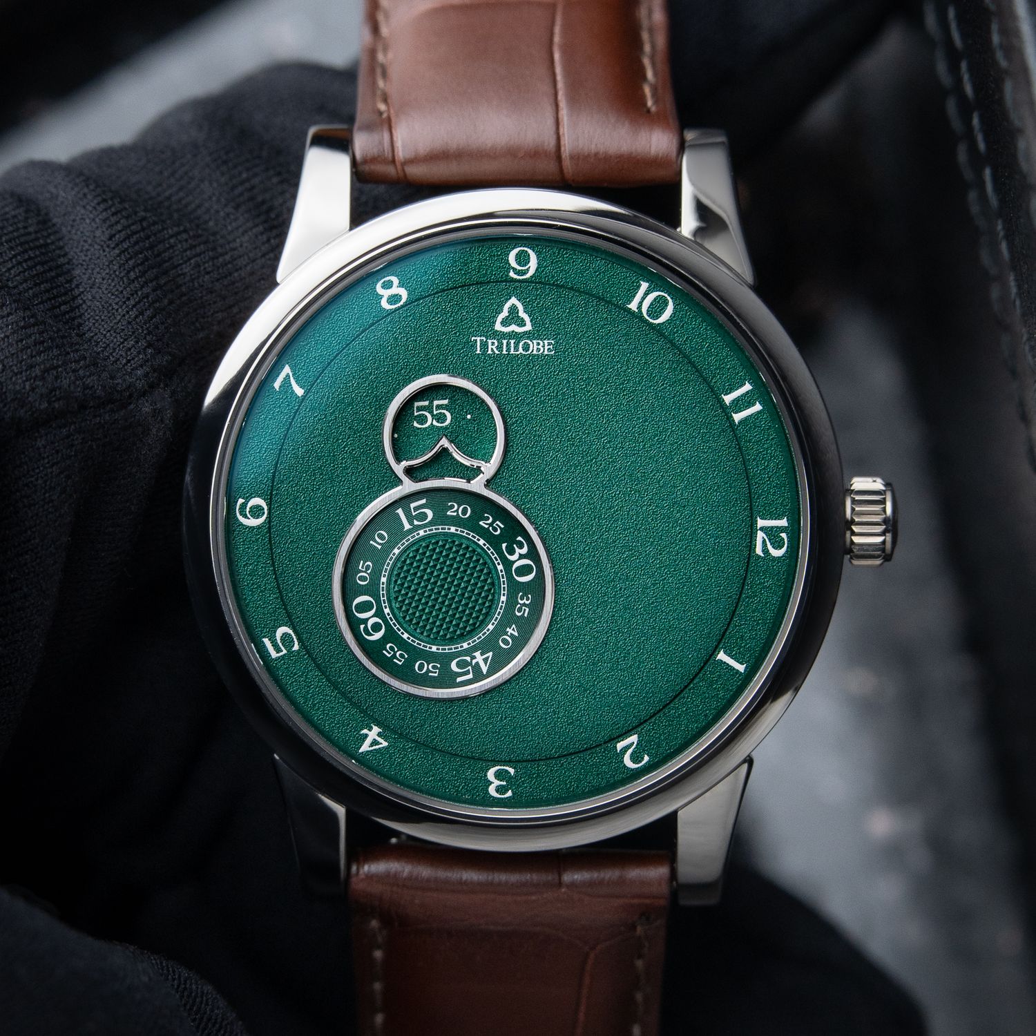Trilobe Nuit Fantastique RARE Grained Green Dial Titanium Micro-Rotor 40.5 Trilobe Nuit Fantastique RARE Grained Green Dial Titanium Micro-Rotor 40.5