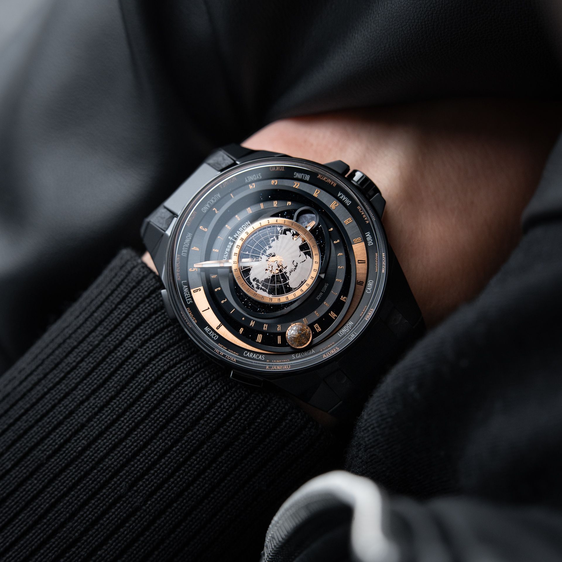 Ulysse Nardin Moonstruck Blast Moonstruck Worldtimer Black Ceramic Titanium Rose Gold