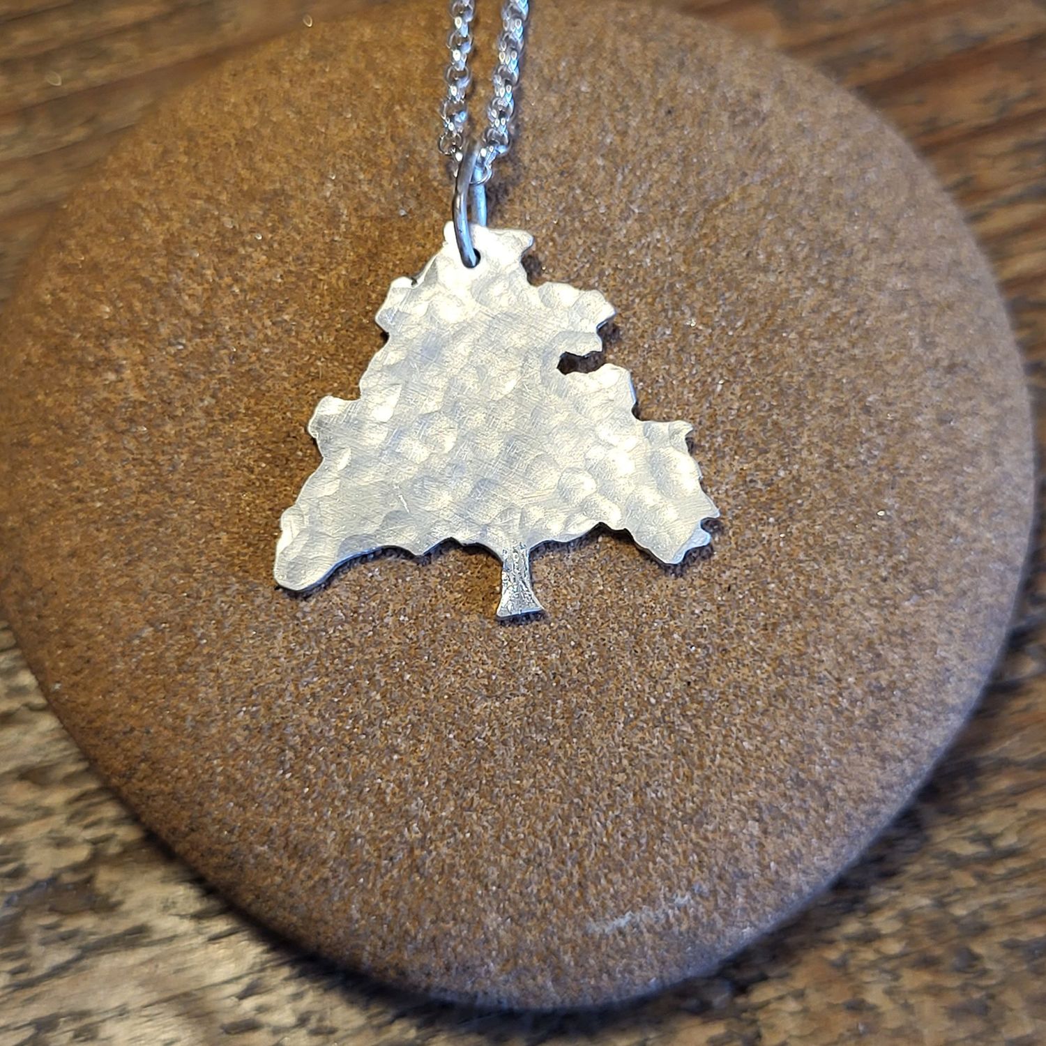 N1871 Large Oak Tree pendant