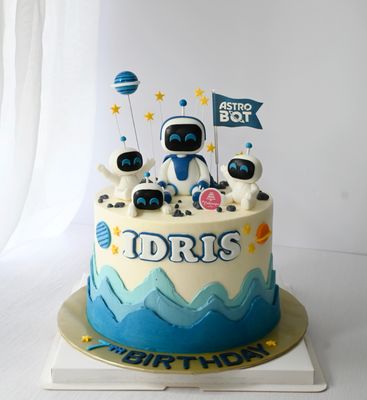 Astro Robot Cake