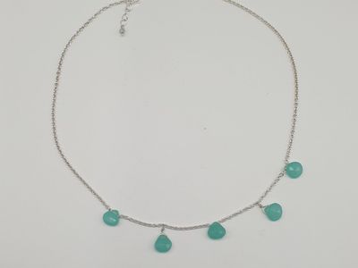 Girocollo in Argento 925/000 con gocce di calcedonio naturale