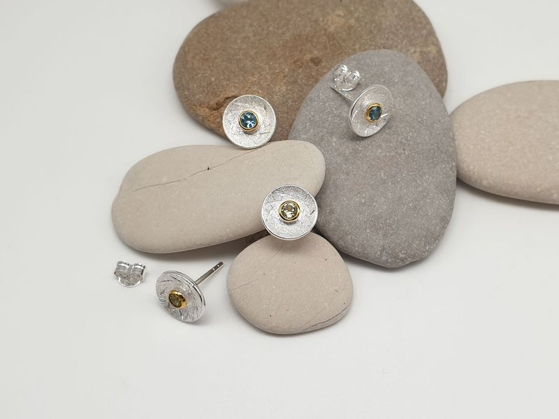 Orecchini Lobo Tondino in Argento 925/000 satinato con pietre naturali