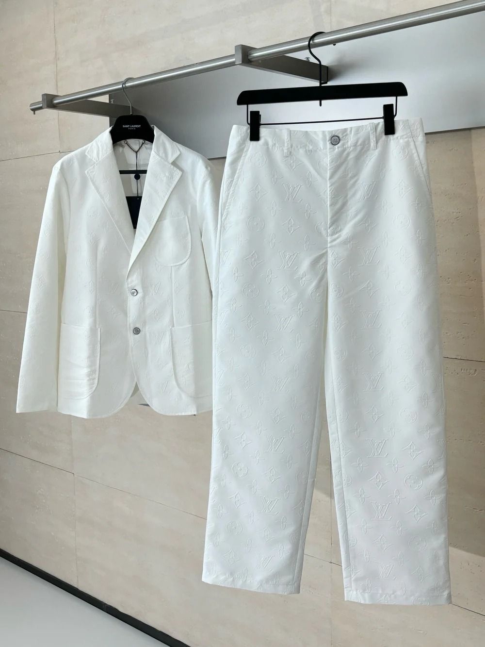 Napolitana Monogram Lv Suit Set