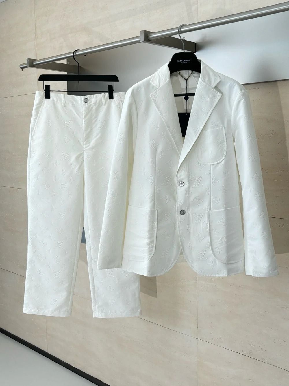 Napolitana Monogram Lv Suit Set