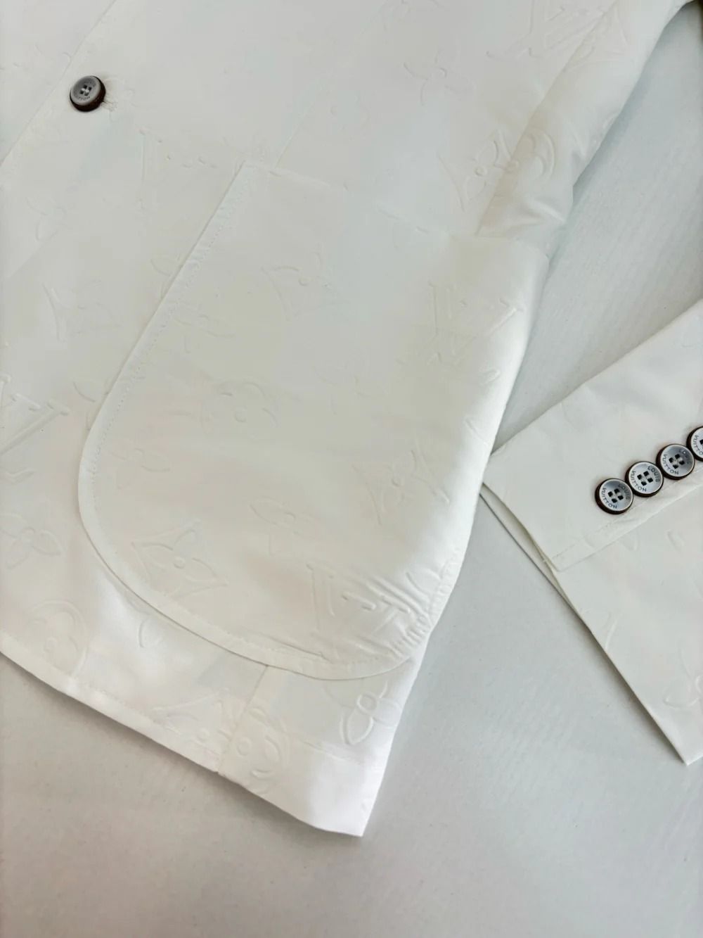 Napolitana Monogram Lv Suit Set