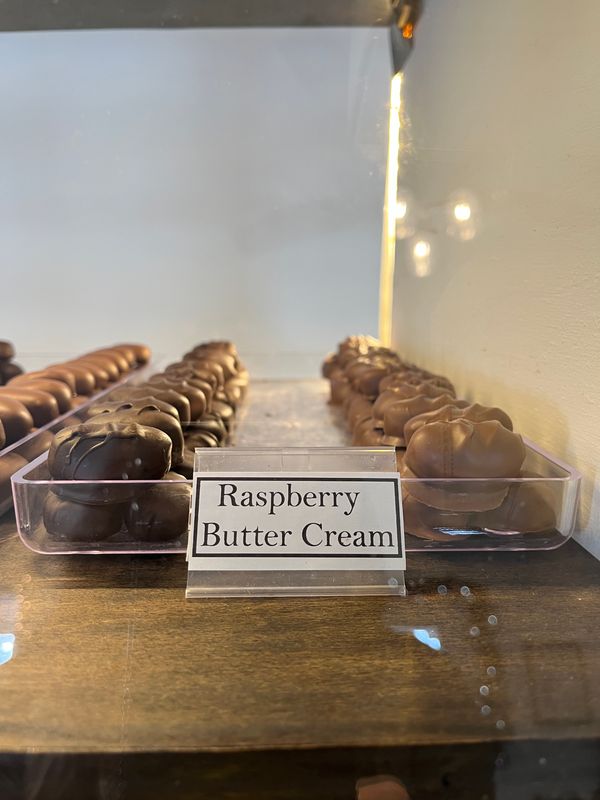 Raspberry Butter Cream