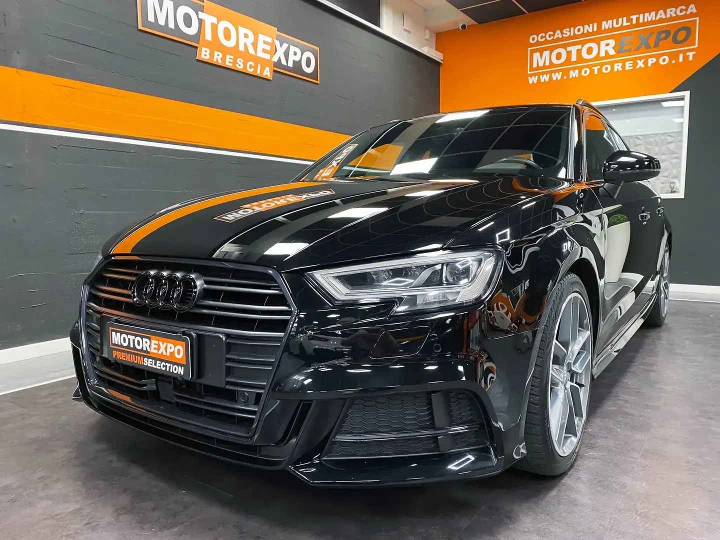 Audi A3 Sportback 30 1.6 tdi 116Cv S-tronic S Line Edition Ext.&Int. Fari Matrix-Pack Black-Virtual Cockpit