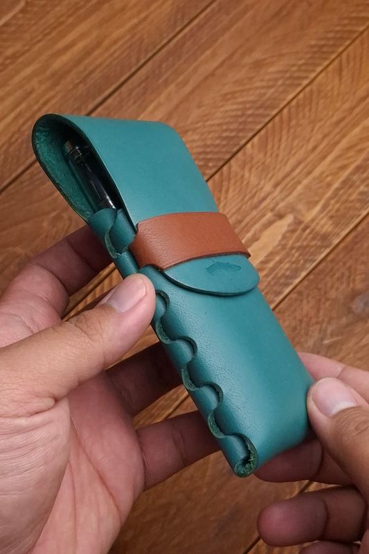 Eleanor Stitchless Fountain Pen Leather Case