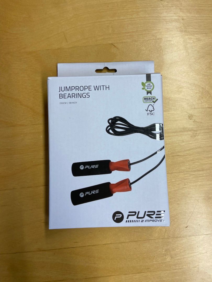 Pure2improve jump rope with ball bearings