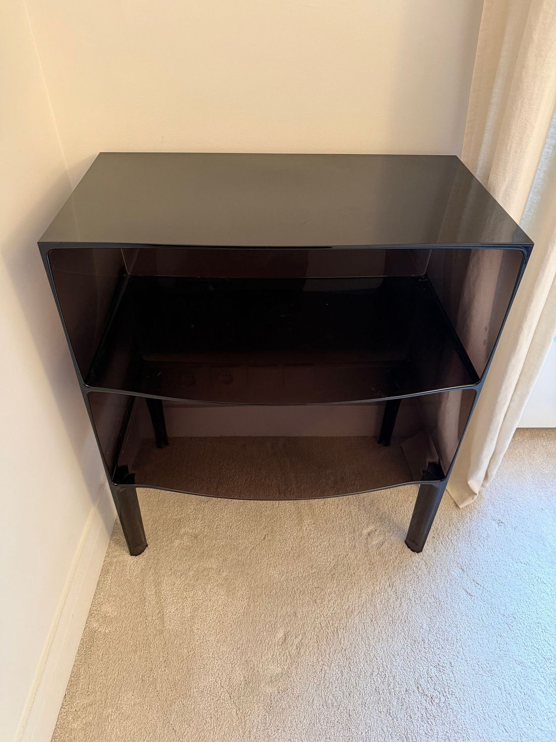 KARTELL – Commode Ghost Buster KARTELL – Commode Ghost Buster