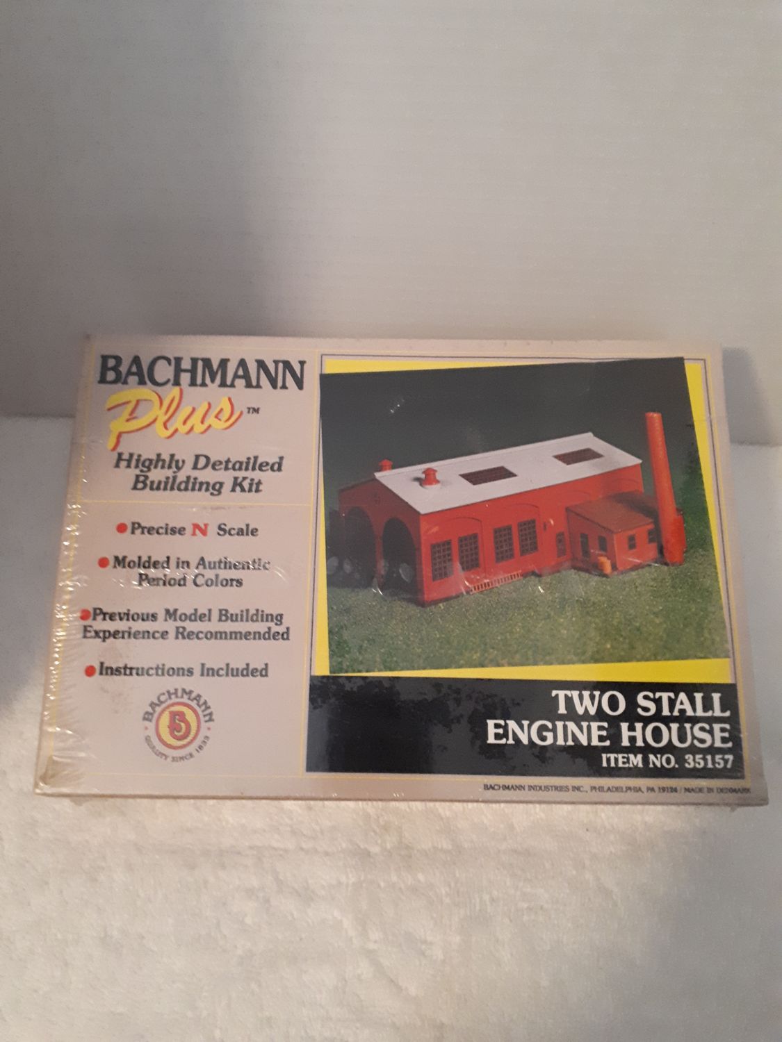 N Scale Two Stall Engine House