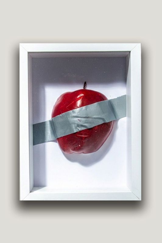 NYC 26 - Anonymous - Apple