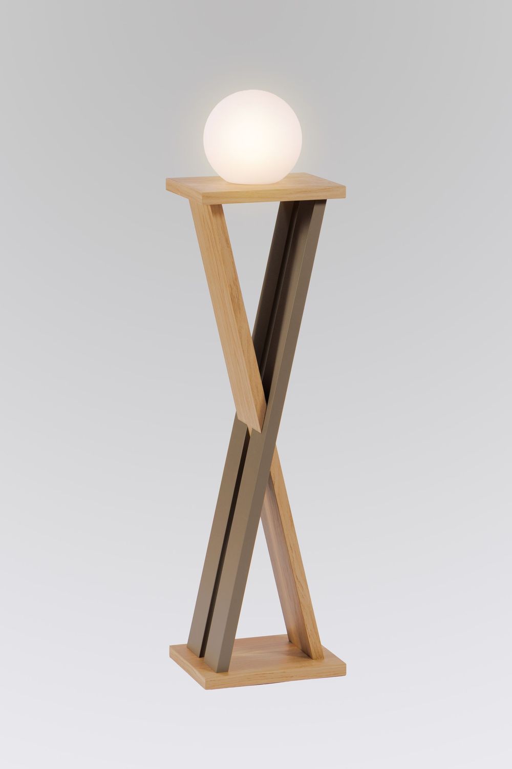 Piedistallo Lampada Demetra