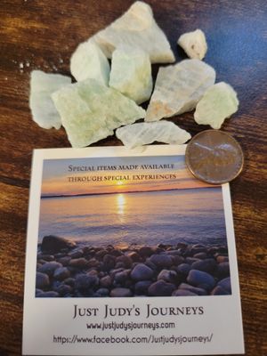 Crystal Rough Blue/Green Aquamarine (8 Pieces!!)