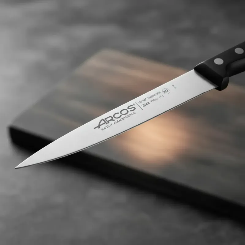 CUCHILLO FILETEAR  AC.NITRUM POM 7" ARCOS 284204