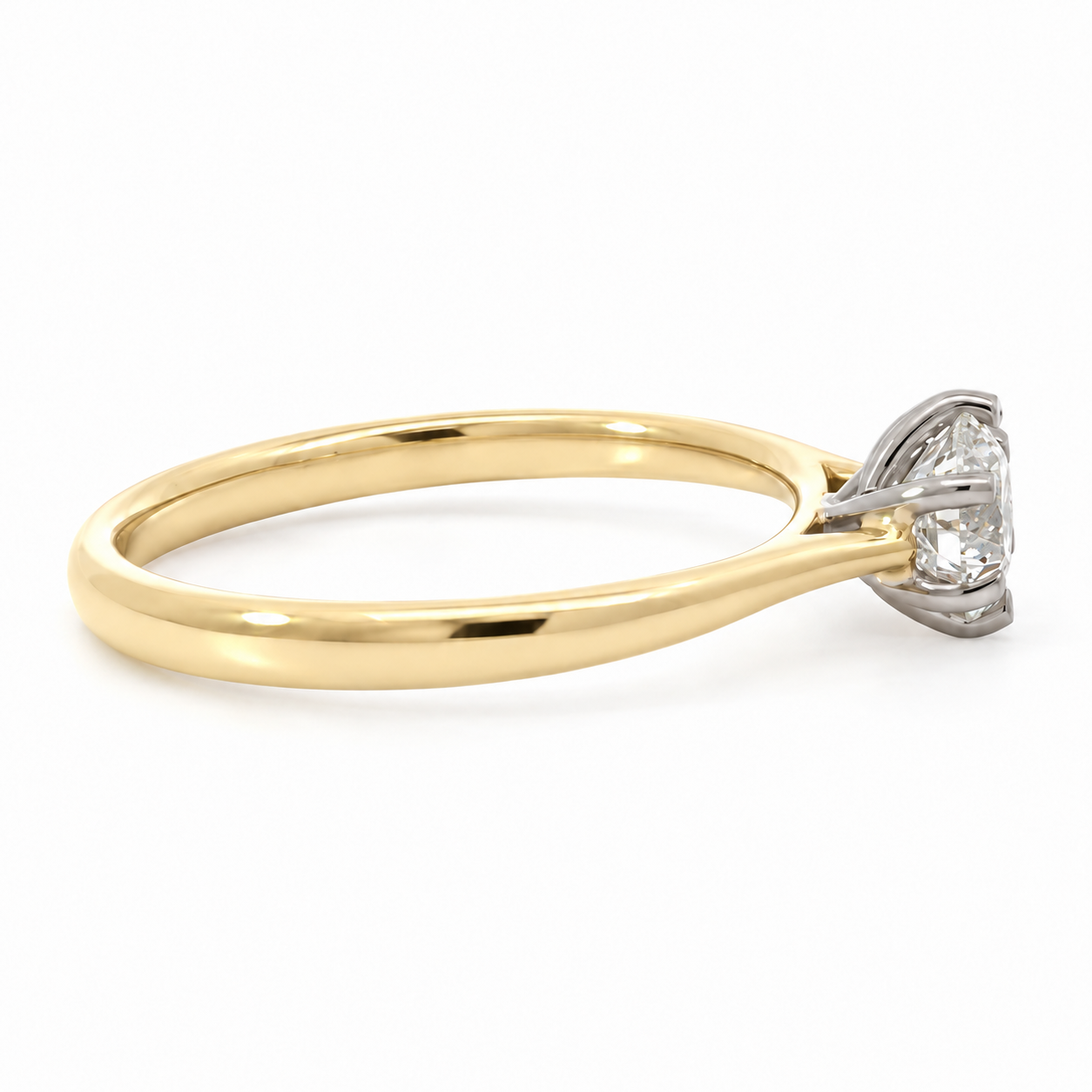 18ct Yellow Gold Soltaire Diamond Engagement Ring (0.64ct)