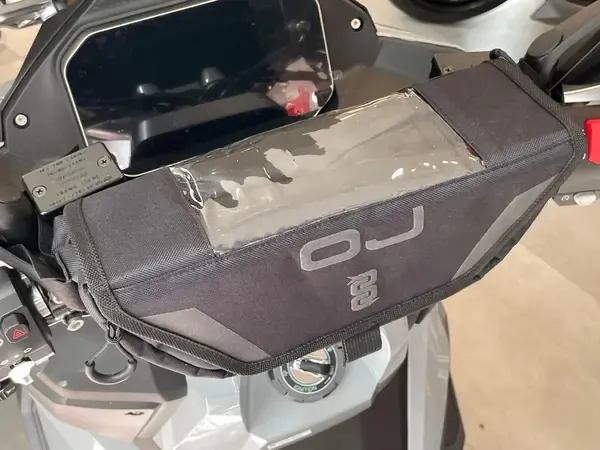 Bolsa Frontal de Manillar (2 Litros) OJ ATMOSFERE METROPOLITANE s.r FRONT BAG HANDLE 2L BLACK