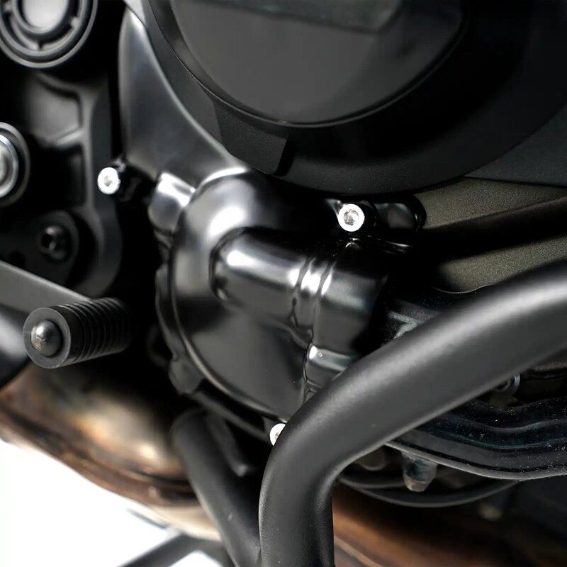 Cubrecárter derecho R&G RACING para  YAMAHA TRACER 700 ABS / MT-07 / XSR /