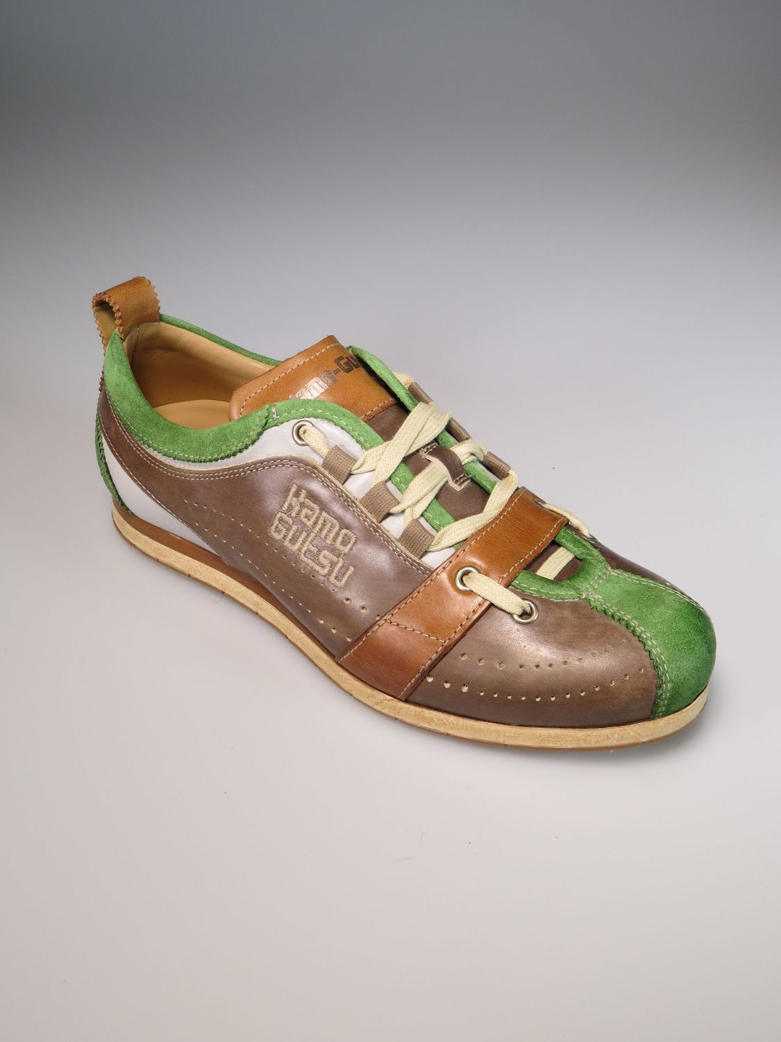 Sportschuhe braun/grün/weiß