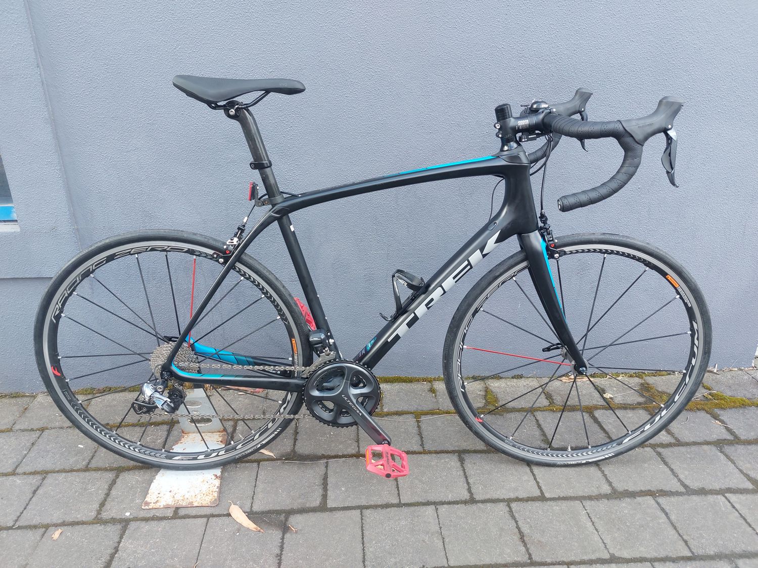 Trek Domane SL - Road Bike - XL
