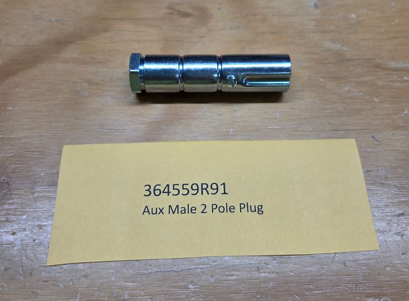 364559R91 - Aux Male 2 Pole Plug