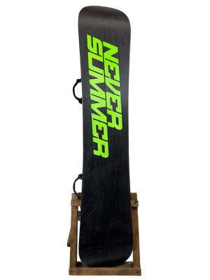 159cm Never Summer Legacy Snowboard W/ K2 Lien Bindings
