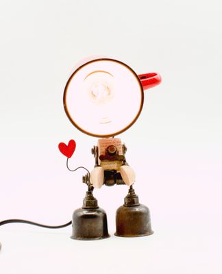 Robot lampada da tavolo stile "PENTOLINO SAN VALENTINO" fatta a mano