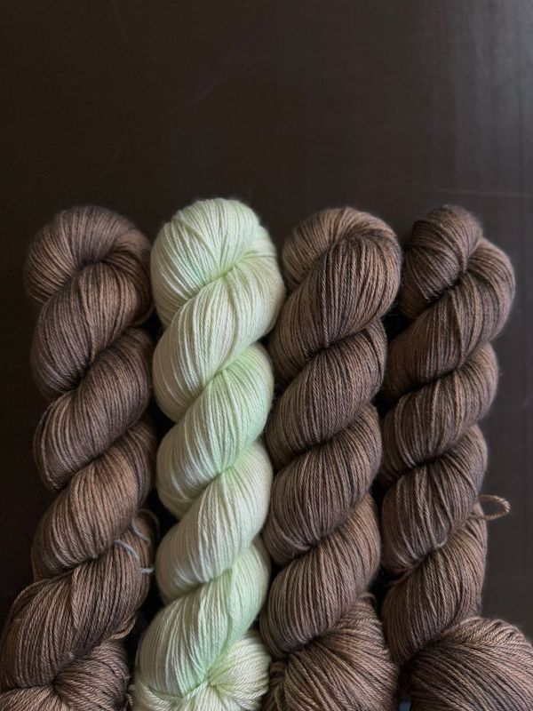 400g für größere Größen vom Sashiko Tee von Elenor Mortensen