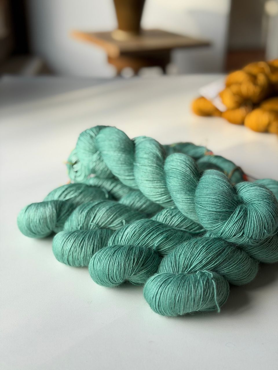 115g TRALLAFITTI plü , Merino, Baby Alpaka, Seide, Single Garn, 400m/100g 115g TRALLAFITTI plü , Merino, Baby Alpaka, Seide, Single Garn, 400m/100g