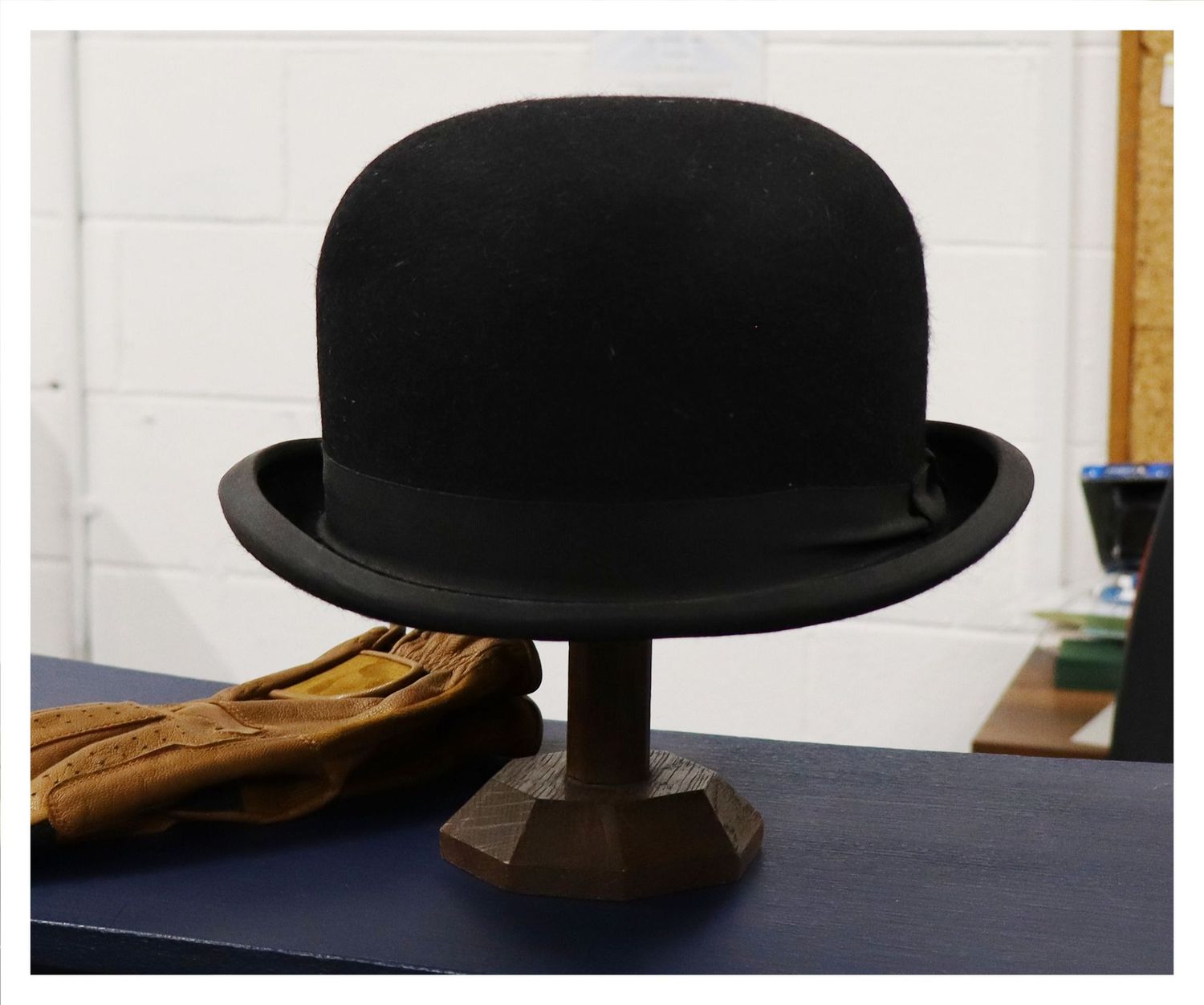58cm Lock & Co., Hunting Bowler