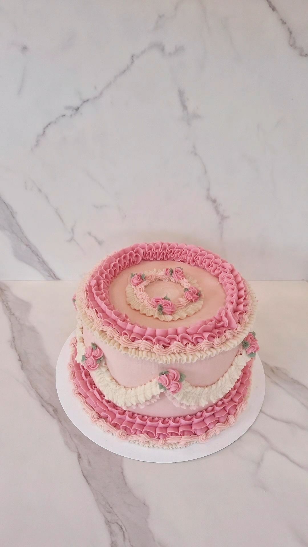 Vintage Rose Lambeth Cake