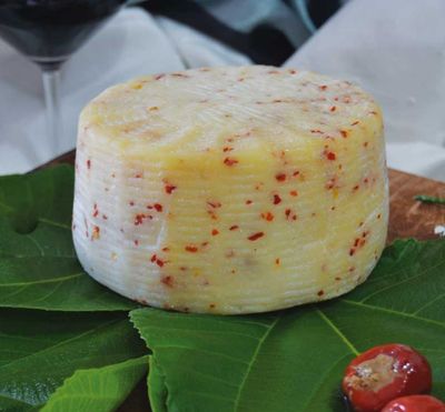 Formaggio Pecorino FRESCO AL PEPERONCINO