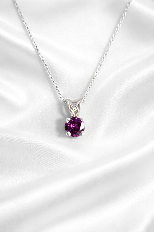 JP482  14k White Gold Rhodolite Garnet Necklace