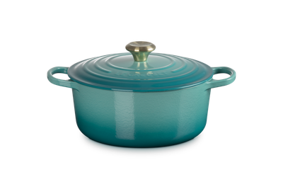 Cocotte rotonda Evolution in ghisa vetrificata cm. 26 blu riviera con pomolo oro