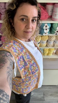 Gilet Granny all'Uncinetto