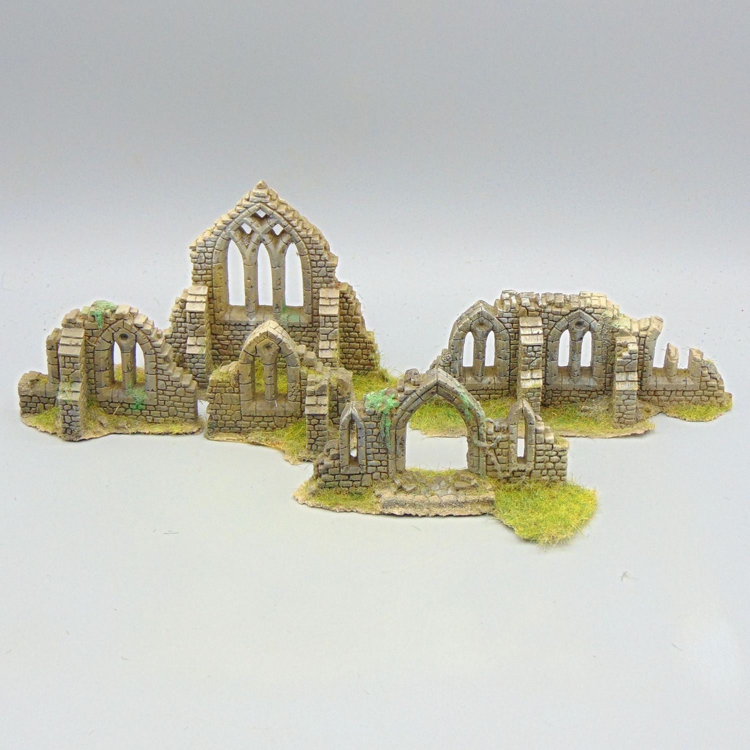 Grade F - Unidentified Manufacturer - Terrain - Ruined Gothic Religious Building