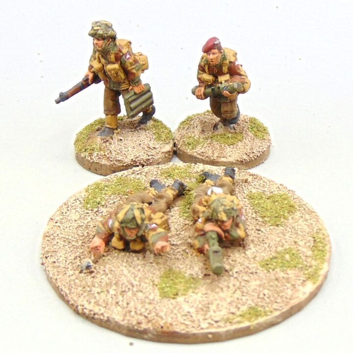 Grade C - Warlord Games - WW2 - British Airborne Piat Teams Grade C - Warlord Games - WW2 - British Airborne Piat Teams