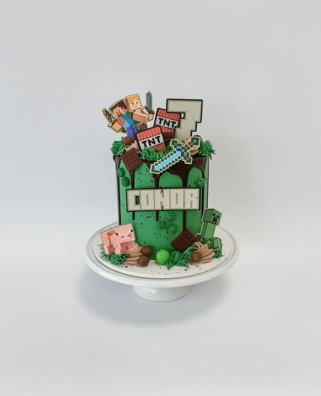 Minecraft drip cake