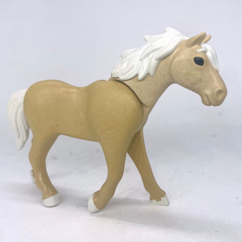 playmobil cheval moderne beige playmobil cheval moderne beige
