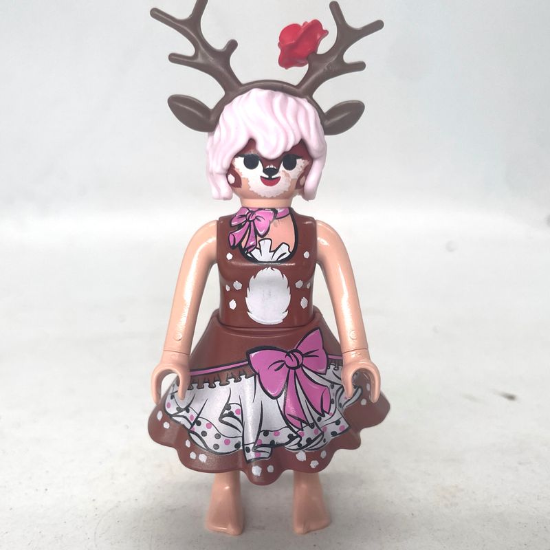 Playmobil femme animal des bois S22 Playmobil femme animal des bois S22