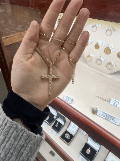 9ct Heavy Floral Cross Pendant