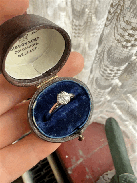 18ct and Platinum Antique Solitaire Engagement Ring