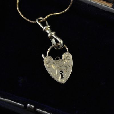 1950s Floral Heart Padlock 1950s Floral Heart Padlock