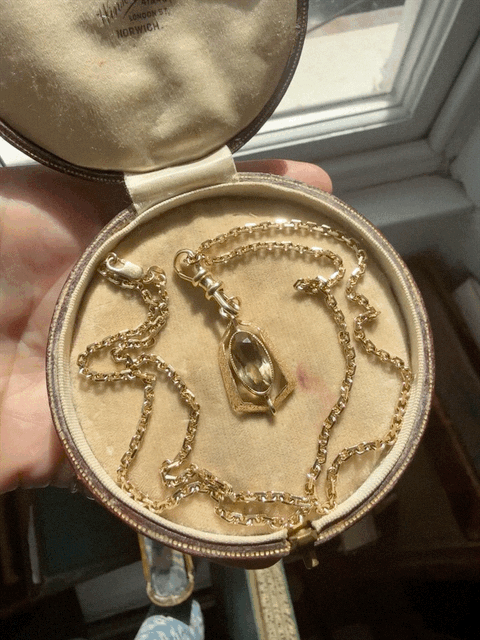 Vintage 9ct Gold Citrine Pendant